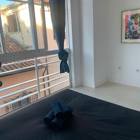 Ferienwohnung Spacious Loft / Literally At The Foot Of Alhambra Granada Exterior foto